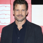 Mark Deklin Bio, Age, Wife, Family, Height, Net Worth, Movies