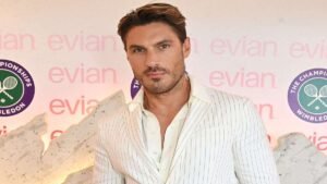 Chris Appleton Wiki, Age, Height, Husband, Net Worth thebiographybytes