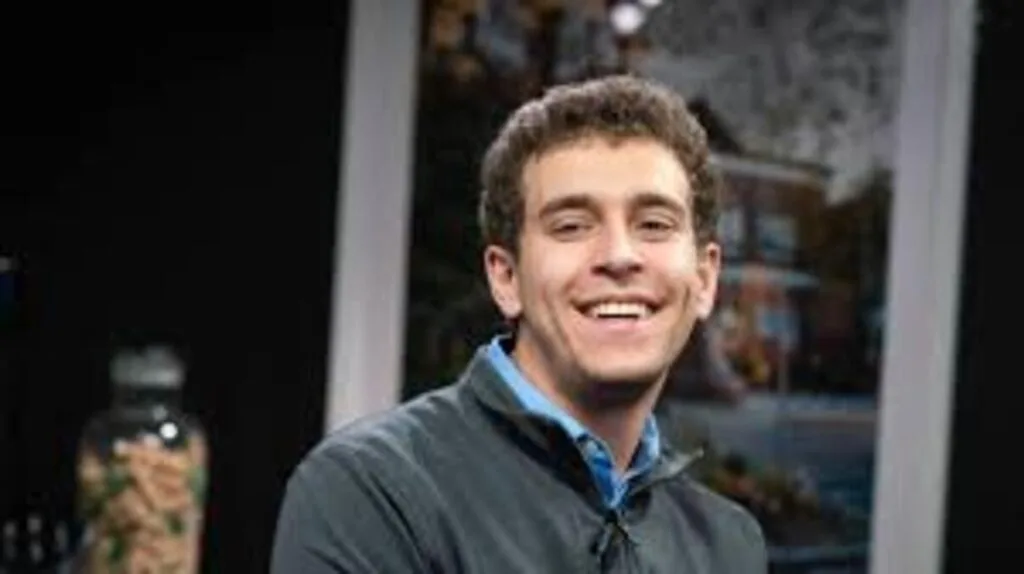 Daniel Naroditsky