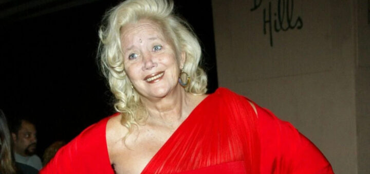 Sally Kirkland