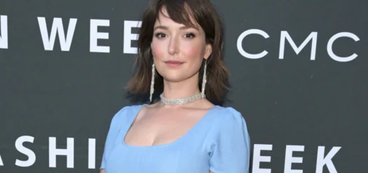 Milana Vayntrub