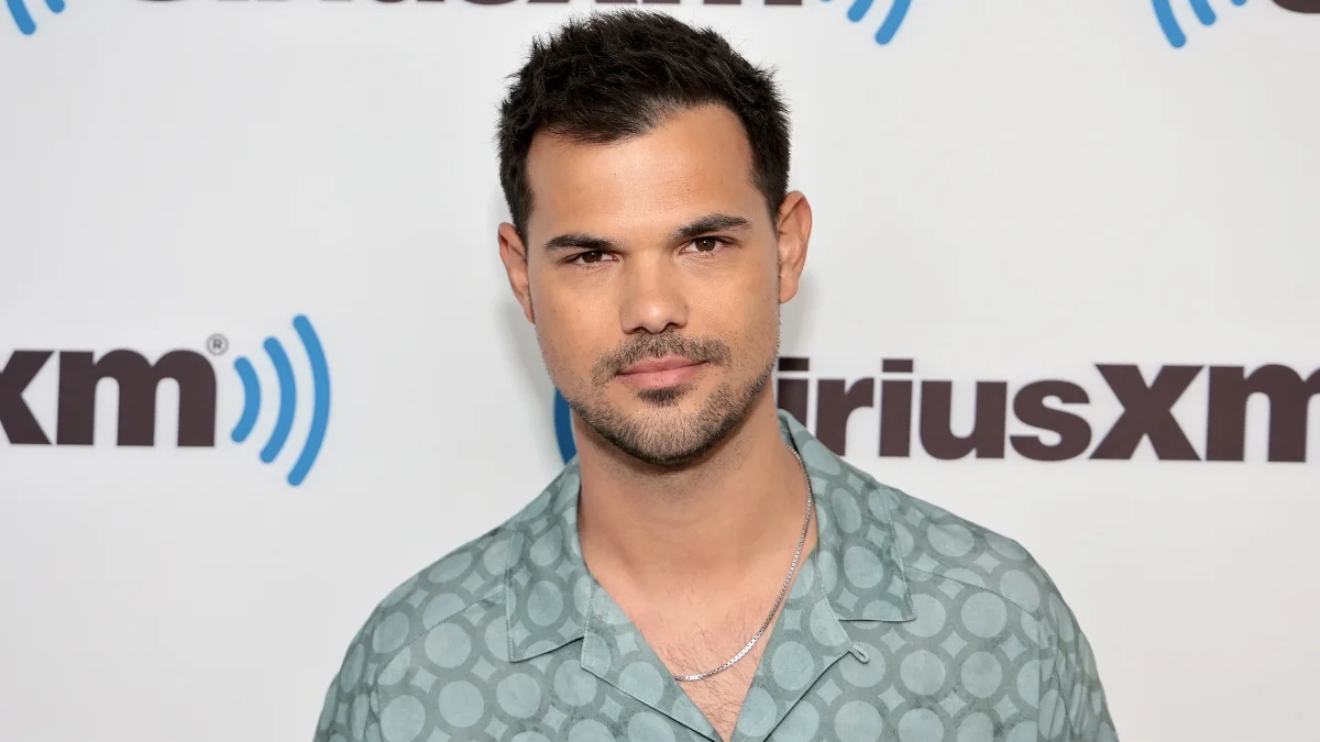 Taylor Lautner