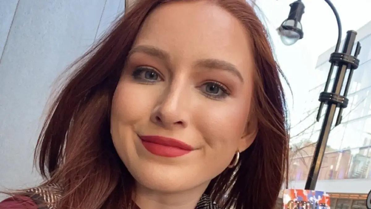 Anna Kelly