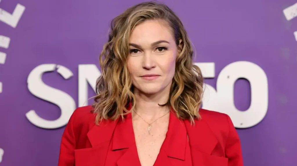 Julia Stiles